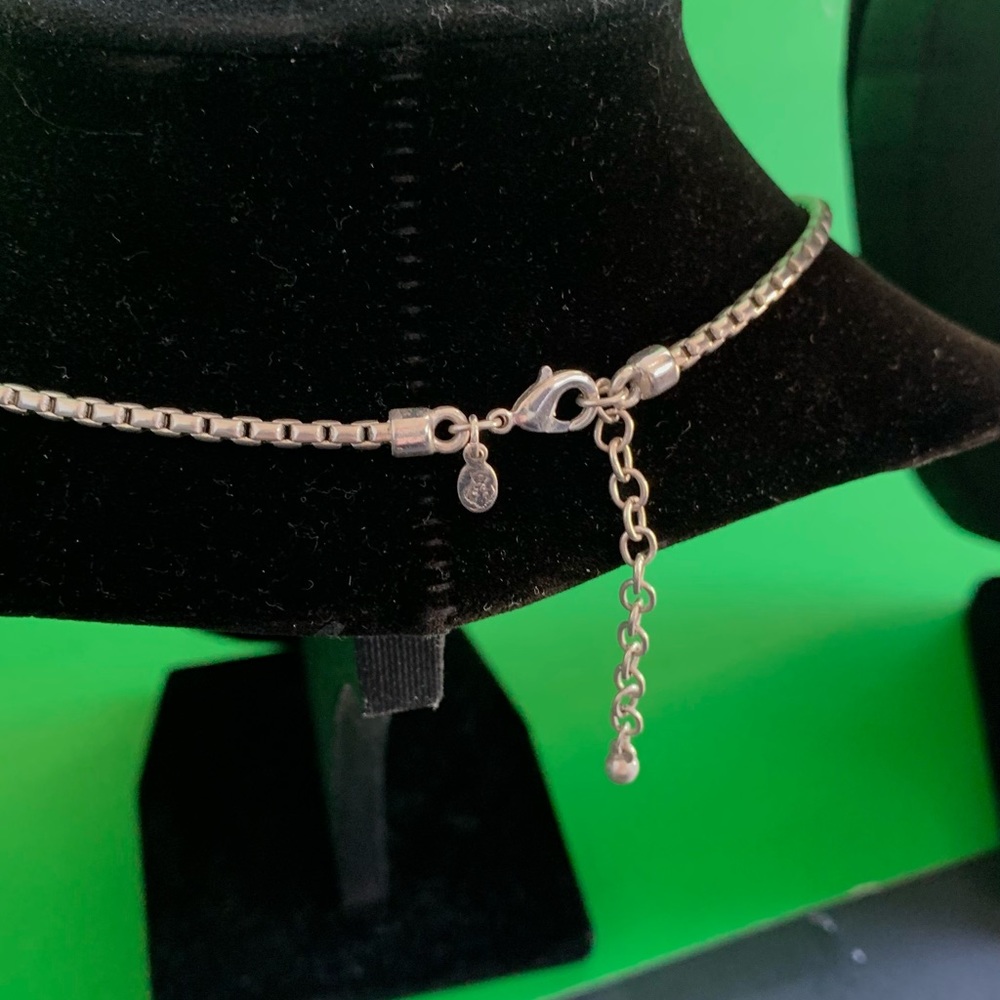 Necklace - Picture 5 of 6